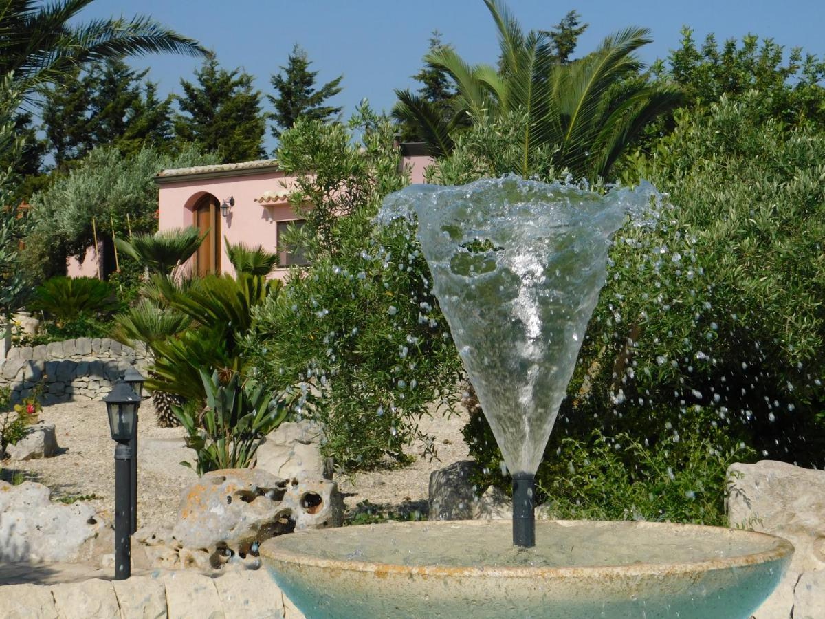 Dependance In Villa Con Piscina Ragusa Eksteriør billede