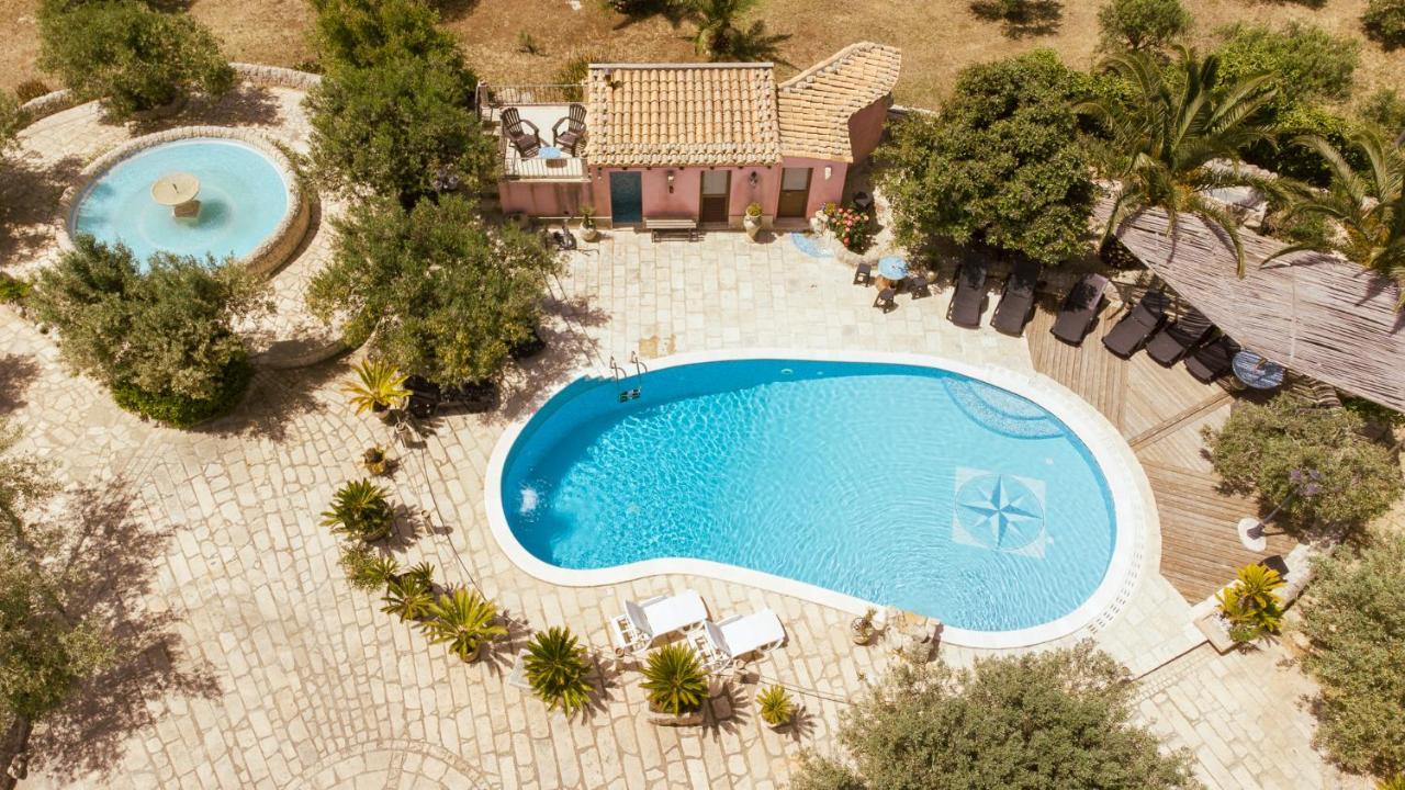 Dependance In Villa Con Piscina Ragusa Eksteriør billede