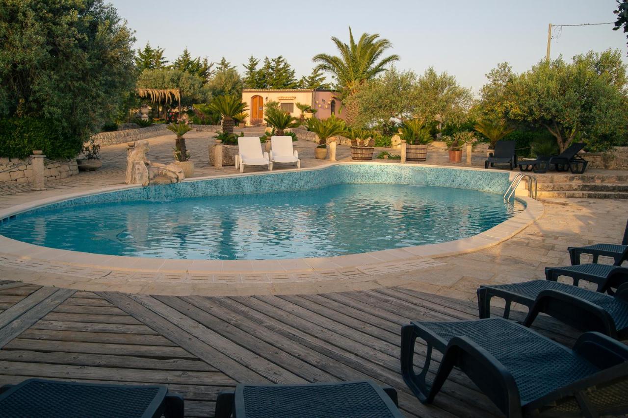 Dependance In Villa Con Piscina Ragusa Eksteriør billede