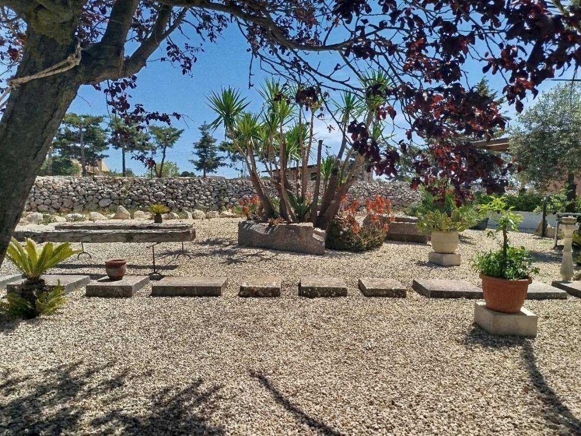 Dependance In Villa Con Piscina Ragusa Eksteriør billede