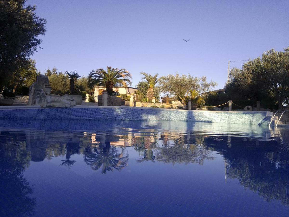Dependance In Villa Con Piscina Ragusa Eksteriør billede